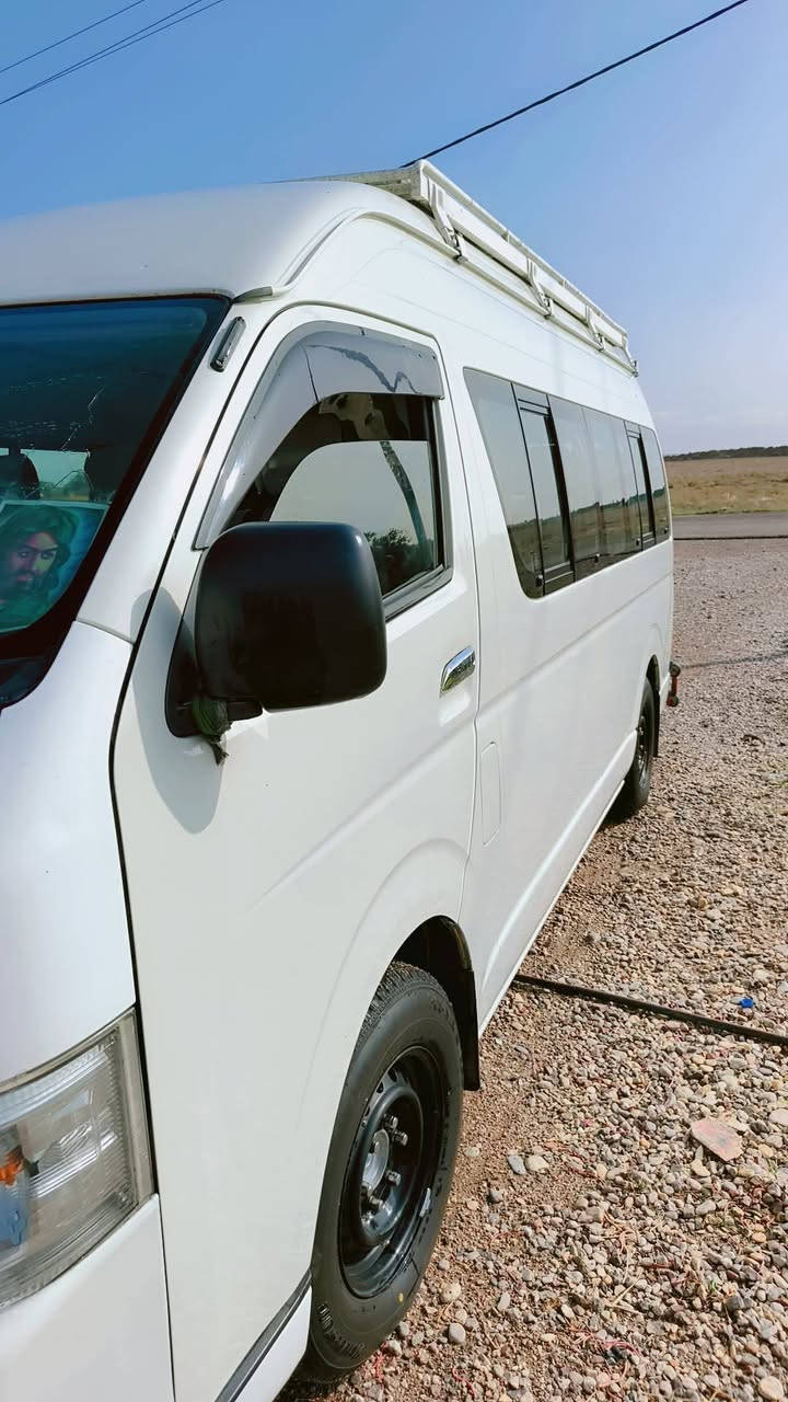 هايسا البيع موديل ١٣  بسمي رقم صاحب السياره ***********
