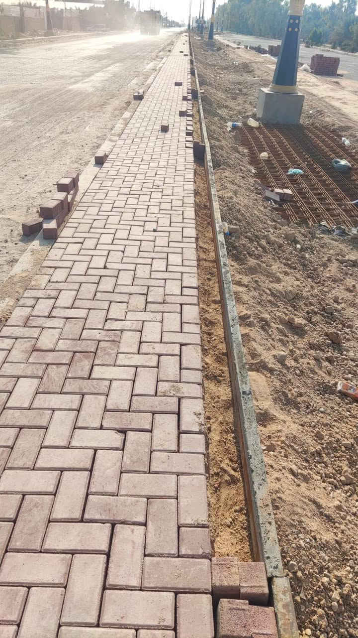 السلام عليكم 
مستعدين لتنفيذ أعمال الطرق صبغ ألارصفه و
رصف المقرنص و صب البلاند و الجدار الساند.
أعمالنا المنجزه في أغلب المحافظات مجسرات و مجمعات سكنيه و طرق رئيسيه . كوادر تغطي أكبر المواقع . 
*********** / ***********
