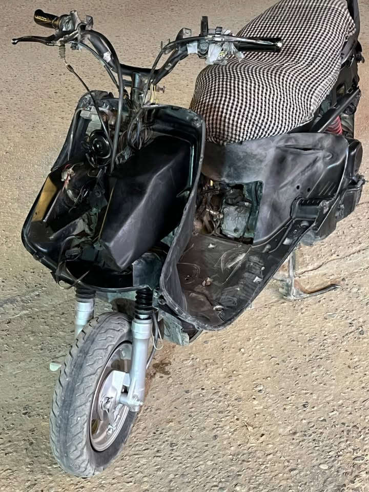 دراجة فراشه فحل 

كايمه  كايمه كايمه عوزهة فقط تجفيت وذا بيها شي غير تجفيت ترجعهة  بس شغله برغي شيال طاك وبرغي الكور بس وجوزه جديده بس ما رابطهة عوزهة فيشه 

قيم بل يرضي الله واخذ 
*********** واتساب 

مكاني ديوانيه حي الجامعه
