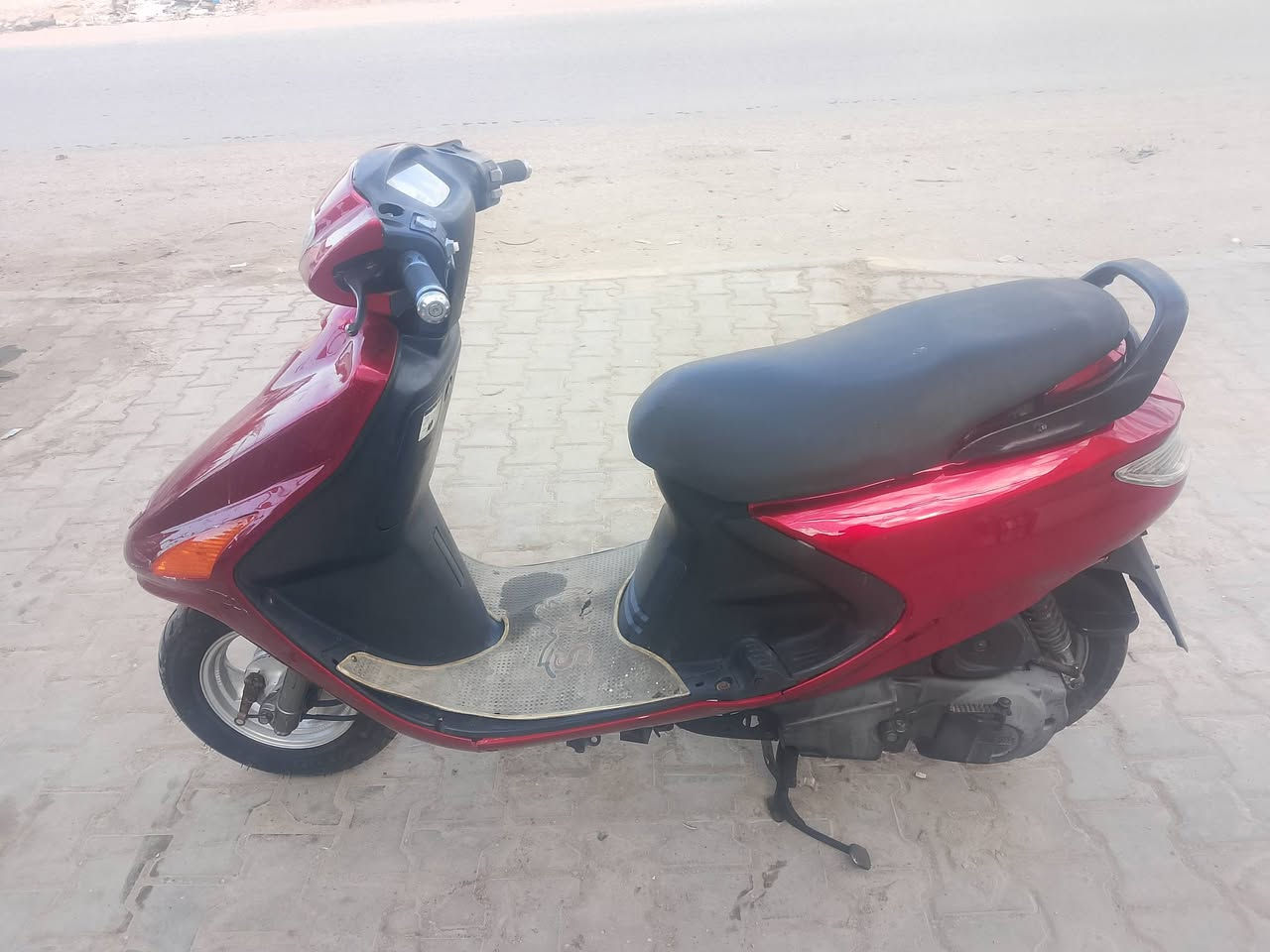 السلام عليكم فراشه حاويه للبيع العنوان نجف حي الانصار مقابل شركه الاندومي الاستفسار ***********
