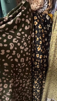 قطع قماش • مترين ونص • امام عباس ثاني