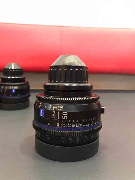 للبيع  5 عدسات زيوس cp3 نظيفة جدا PL  سينما كت كامل للاستفسار على الخاص او الانصال على الرقم ***********
