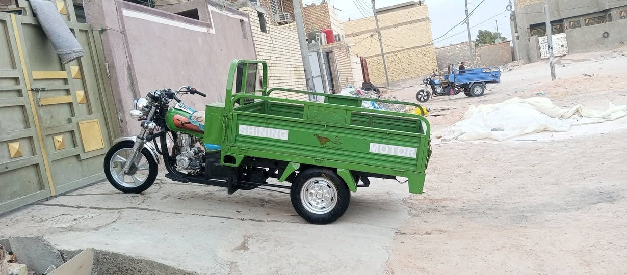 السلام عليكم ستوته موديل 21 جاهزه مجهزه ستوته حلوه ونظيفه مقفوله مكان كربلاء حي النضال سعرها مليون 350 اوراق وصول شرطه داولك يم الوكيل مجالها بس 50 من الاخير ما متواجد على الفيس كهربائياته كلها شغاله ماكينات نقوص لا لا تبخير==***********
