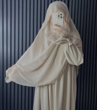 لانجري • ملابس داخليه • الاثنين