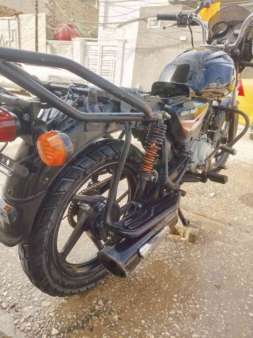 السلام عليكم بوكسر كلاسك مديل 2022 اوراق سكنر مكينه مامفتوحه عل ضمان كهربائية كلها شغاله دارجه مابيها نواقص  للبيع او مراوس بدايون اربع كير  مكاني نجف عسكري كبل نهاية السبيس تواصل خاص او على الرقم ***********
