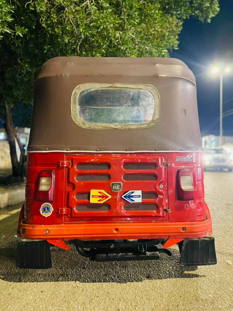 سلام وعليكم تكتك 2020 ششهر 10 
 وسنويه ومرقمه نكليزي باقي 
 ستلام مدفوع فلوس طباعه 
فراشات جدد تفصال ودوشمه ومسجل كل جديد  تكتك جاهزه كبل لشارع
لا صبغ ولا معجون ولا تعمير بس هاي دحكه لوره مبينه بصوره 
مكاني ميسان حي الحسين جديد 
***********
شرط تحويل ثاني يوم
