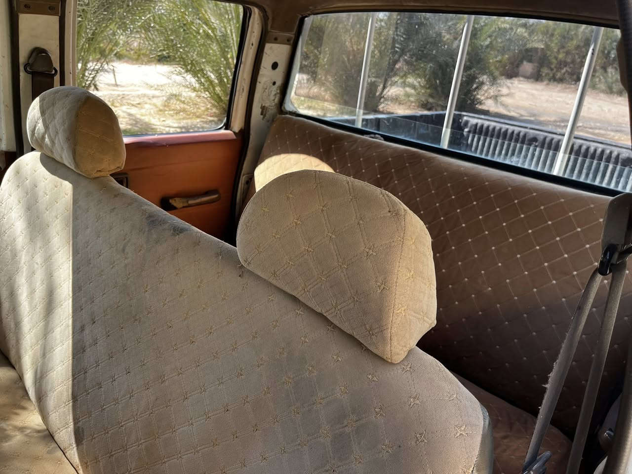 السلام عليكم نيسان موديل 87 رقم بغداد شرط التحويل 35 بيها مجال  ***********
