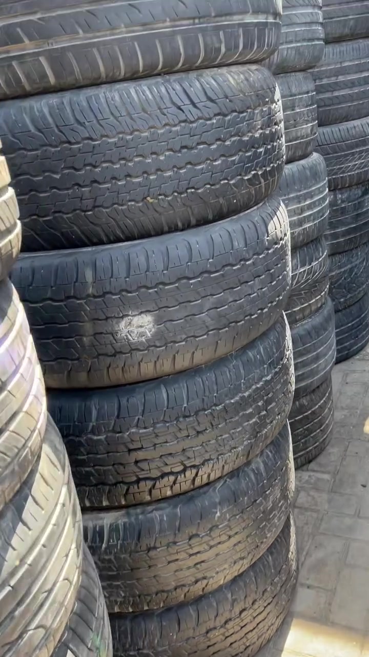 سلام عليكم شباب تايرات باله للبيع شلع تقريبا 500زوج كل القياسات اكثريته خشن خابرني وتدلل *********** مكاني بغداد
