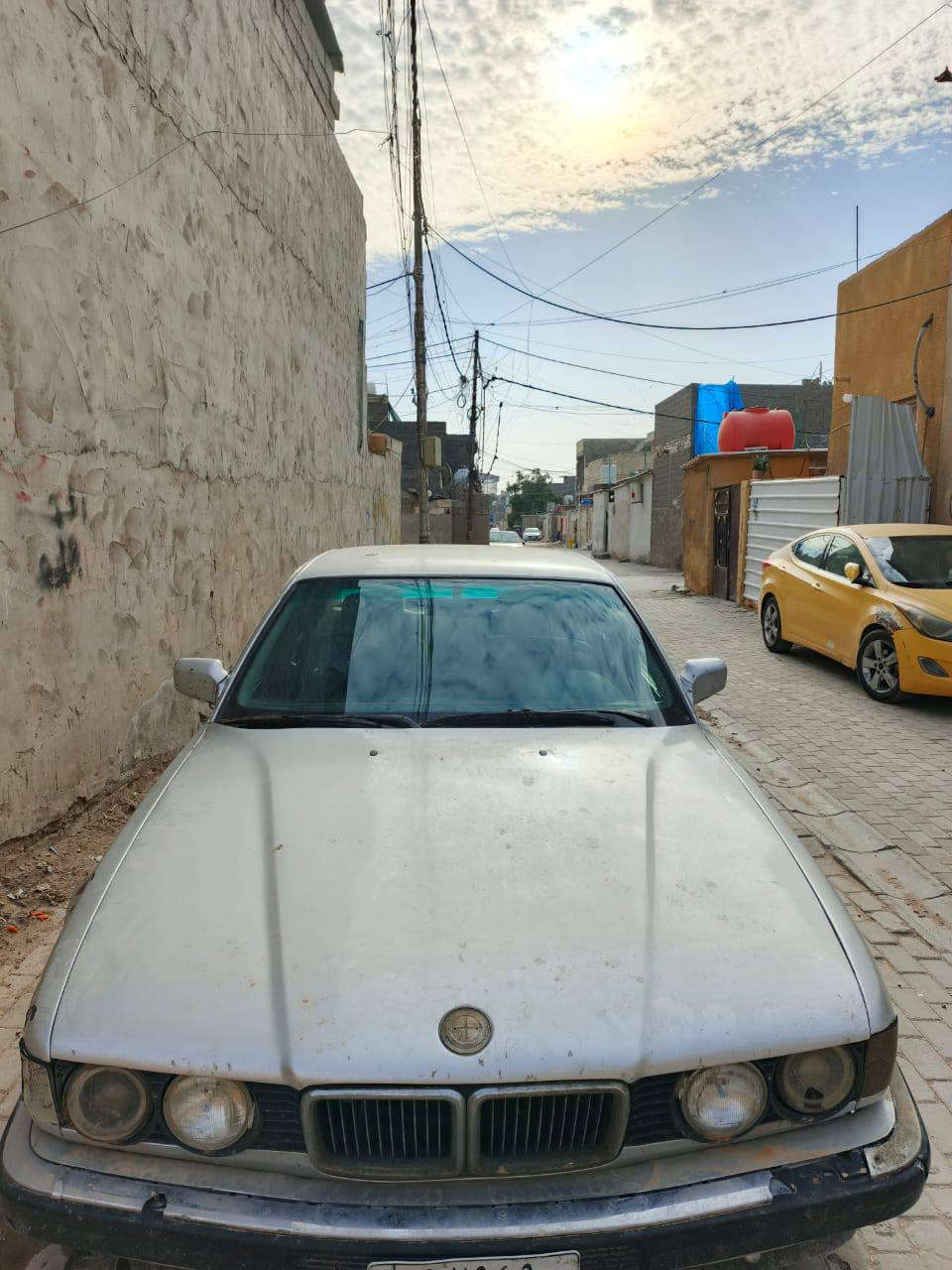 سلام عليكم شباب بيم مودل ٩١  /رقم بغداد حاز ثالث بس وكاله محرك 8سلندر محرك بي بخار  سياره تشتقل تك كير شرط صدرامامي خلفي جديد تخم تاير جديد كهرابايت كله شغاله كشنات جلد كهرباي شقلت سياره جديده ] رقم صاحب سياره 
سعر 27وبيه مجال 
***********》مكان سياره بغداد مدنت صدر
