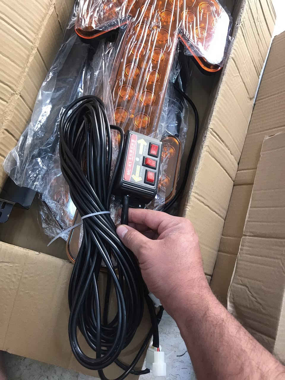 اشاير 4 قطع حجمهن كلش جبير الي يفيدنه يخلي سعر وياخذهن


**إذا كنت صاحب هذا الإعلان وتريد حذفه لأي سبب، رجاءا أرسل رسالة إلى الدعم الفني**