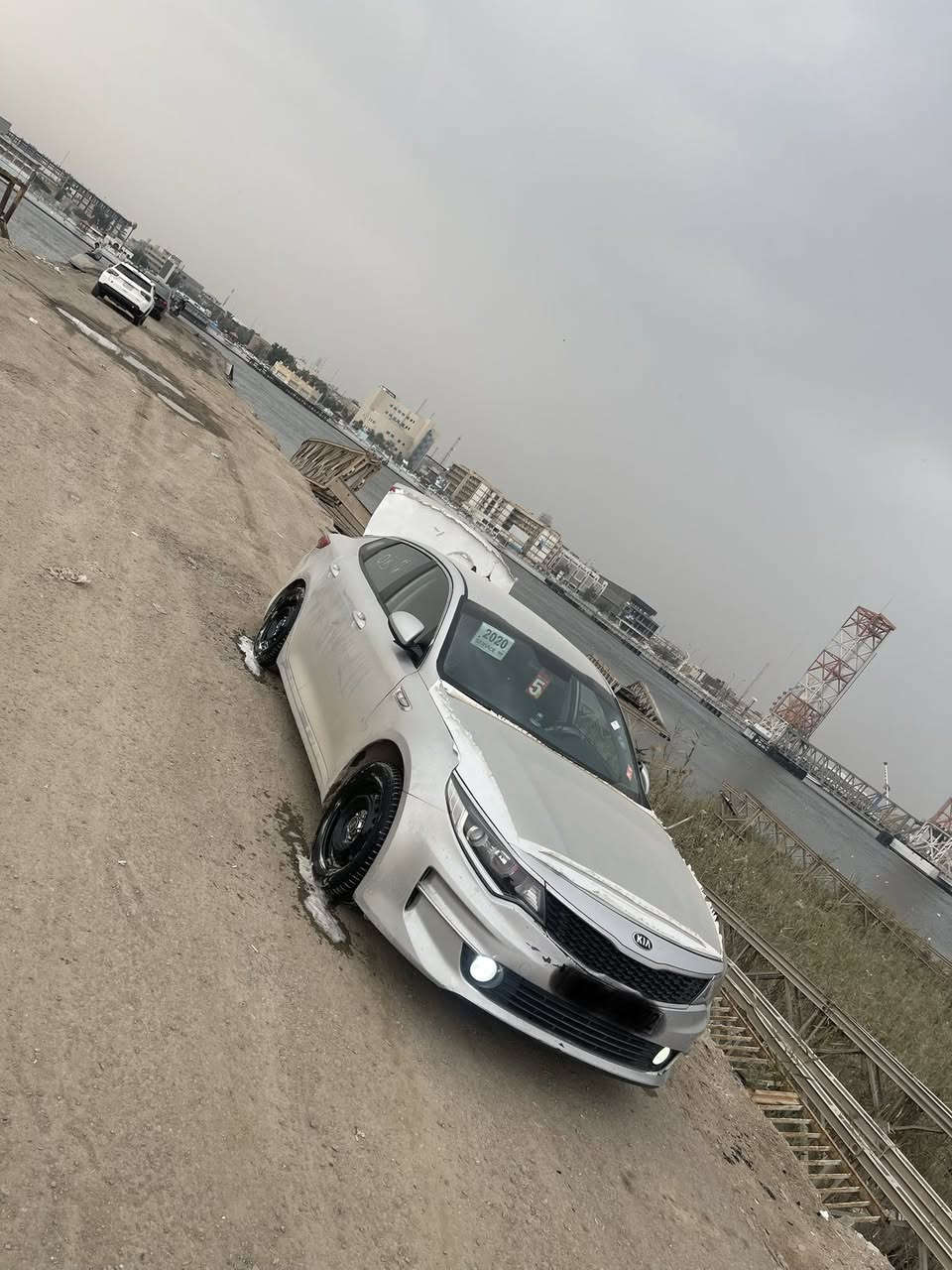 اسلام عليكم K52018اصل السيارهً (ادوات ادوات ادوات)السياره كلش جديده  وبرغي ما ناقصهه كص جنطه وشغل باجات اله فول السياره سستم زنون سستم صوت دمام تايرات جدد السياره نصبتهه اتخبل السياره60وبيه مجال المكان البصره)***********
