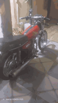 سلام عليكم خوان دراجه بارت خمسه كير اوراق اوراق  الدراجة كاملة بس بي صوت بل مكينه السعر 650 وبيه مجال حك الجيه رقم الهاتف ***********
