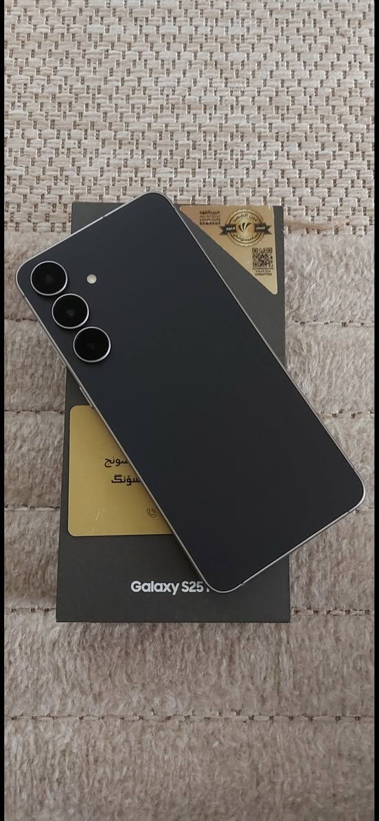 السلام عليكم جهاز سامسونج s25 fe للبيع فقط ماعندي توصيل السعر 700 قفل سعر الجديد 850 نظافة 100%غراضة كاملة ضمان عين الفهد بعده داخل الضمان ذاكره 256 مكاني بغداد الشراي يتصل *********** بي واتساب
