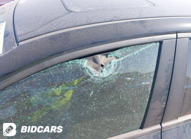 السلام عليكم كيا فورتي موديل 22 رياضي گير عادي لون اسود GTI TURBO 
السيارة بدون حادث مراوس بسنتافيا 
المكان بغداد 
*********** للاستفسار واتساب
