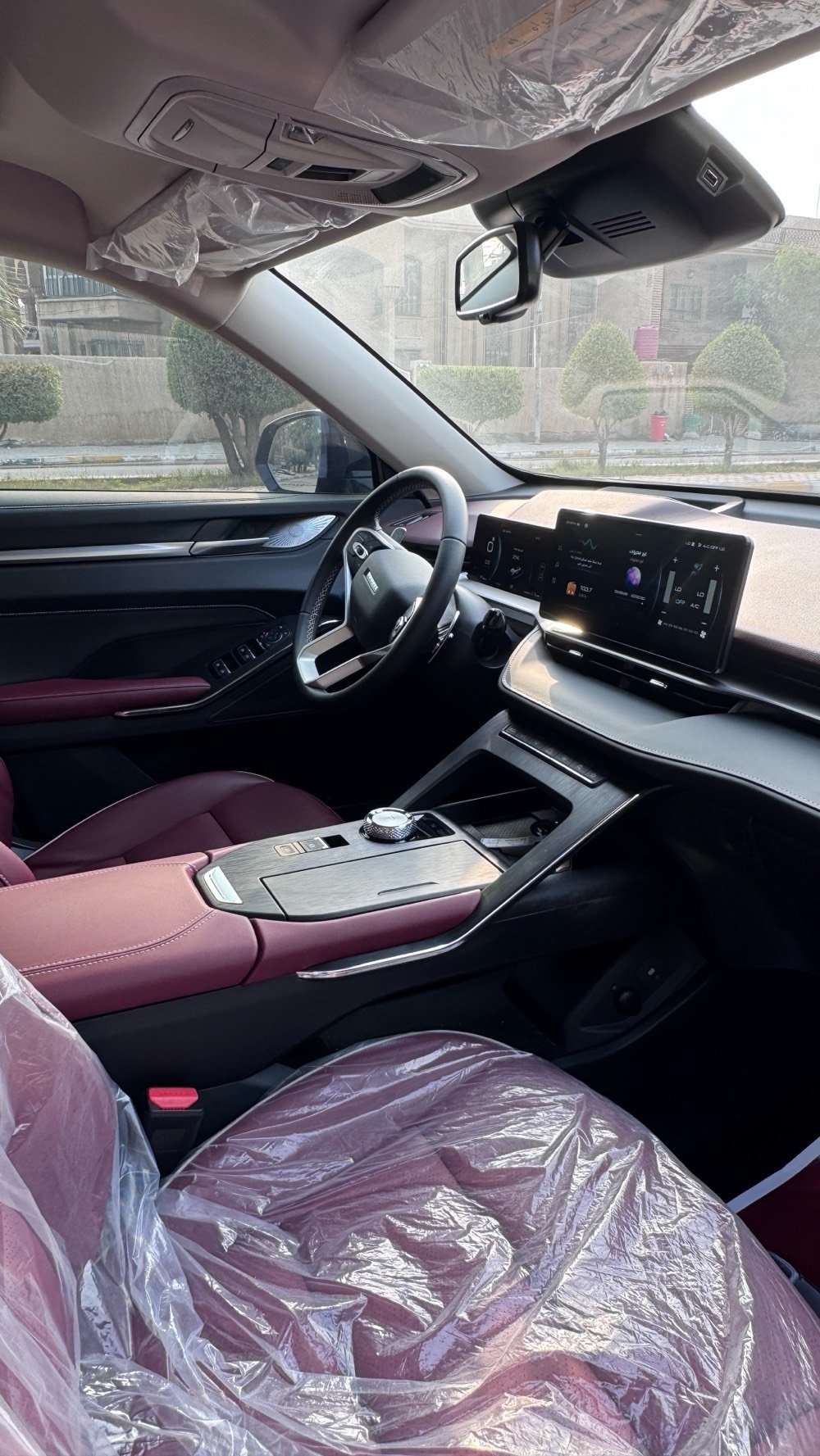 هافال h6 2026 جي تي 
محرك 4 سلندر  2000 تربو 
مواصفات خليجية
سقف بانوراما
لون اسود بلاك ادشن داخليه جلد احمر
دفع رباعي ذكي AWD

عدة وضعيات قيادة ( نورمل - ايكو sport- Race ) 

خاليه من الاصباغ والبارد  
بحالة المصنع

الممشى 3 الالف (تعتبر زيرو)
مكان السيارة السماوة 

شاشه 12.3 بوصه تدعم كار بلاي واندرويد اوتو

مقاعد جلدية تدفئة / تبريد

نظام صوتي 8 سماعات 
(صندوق كهربائي - كاميرا 360 درجه - التعرف على اشارات المرور - نظام المفتاح الذكي - عرض المعلومات على الزجاج - شاحن لاسلكي - اوتو بارك - وضع القيادة - مثبت السرعه التكيفي )

للاستفسار الاكثر تواصل على رقم الواتساب ***********
