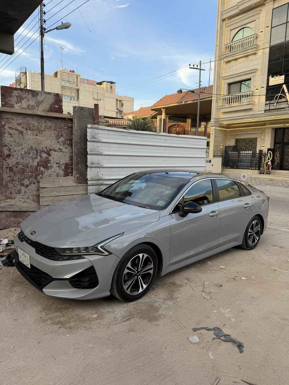 يالله k5 موديل 21 سيارة فول ماعدا الفتحه 
مغلفه القمارة نانو اسود للجمالية 
سيارة حادثها مرفق بل منشور قطعة وحده الجاملغ بدون تبديل نفسه ومعدلي سيارة الحمدالله خير من الله 
مكينة كير كفالة 
ممشاها 100 الف كيلو 
رقم معوقين باقيلها 8 اشهر وتصير حرة 
راعيها يمي وعرف مكاني بصرة
وكاله ثاني يوم 
متواجد وانساب شريحه 
***********
