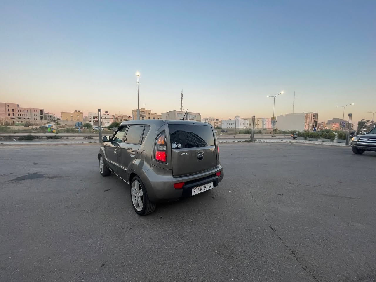 ماشاءالله تبارك الرحمن 

بسعررررحرررق 16800ساهل🔥🔥🔥🔥🔥

مشاء الله تبارك الرحمن 🤍

النوع : كيا🚙صول

الحالة : ممتاز 💯💯

اللون :رمادي❤️

نقل الحركة:تومتك

مكيف :ثلج

مميزات&
فتحة صقف&لد داخلي &ديسكو كبير&شاشة كبيرة 

المحرك : 2.0🔥عادي
العيوب : لايوجد بي ادن الله
نوع الوقود : بنزين ⛽️ 
مكيفة
🚨
محرك وصاله وكمبيو لاقوة الا بالله 

————————————————————————

مكان/بنغازي/طابلينو جنب مطعم باله 
الاستفسار ع الرقم 0914843549

#الورشفاني لبيع وشراء السيارات


**إذا كنت صاحب هذا الإعلان وتريد حذفه لأي سبب، رجاءا أرسل رسالة إلى الدعم الفني**