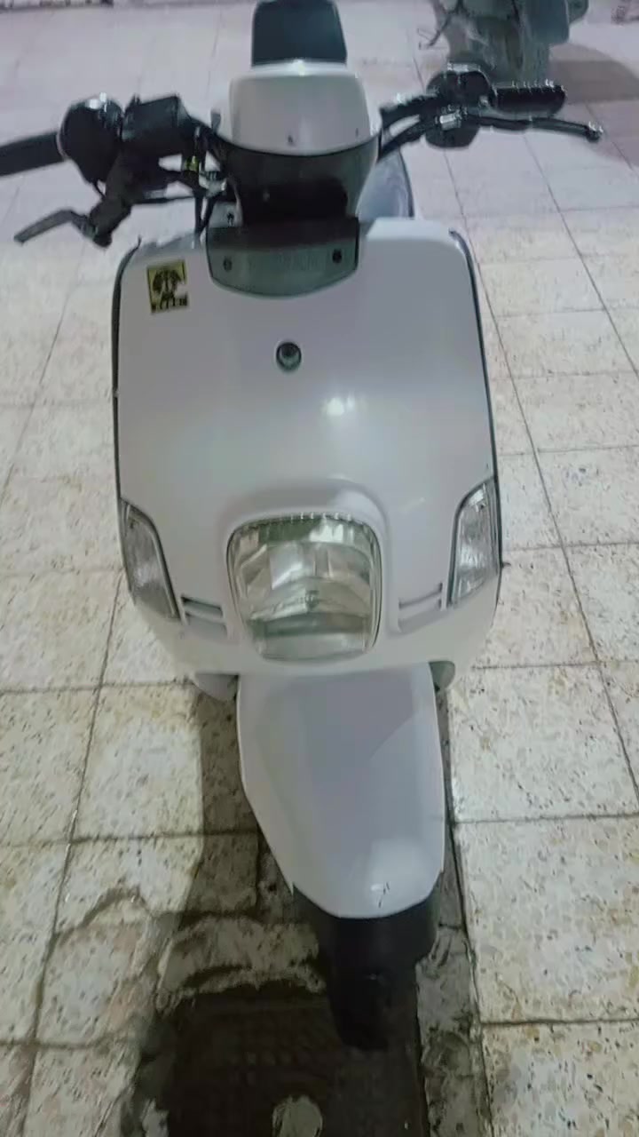 دراجه بوليس نضيفه مكينه ما مفتوحه نوزل سعر 550
تواصل تراسلني أو ع رقم ***********
