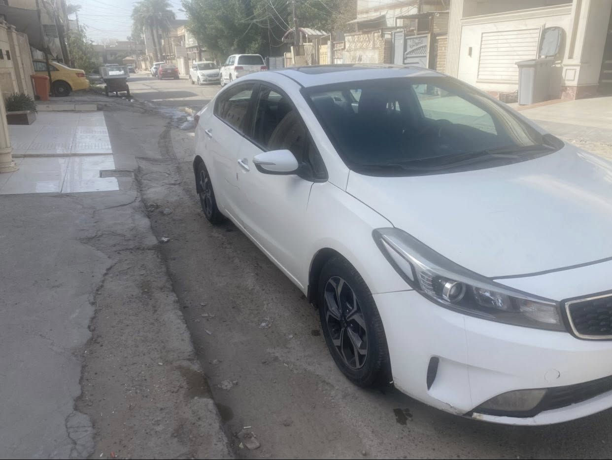 السلام عليكم   للبيع سيراتو ٢٠١٧ خليجي محرك كير وصدر وتبريد خير من الله  ومواصفات تحكم ستيرن وسلايد ومرايات شفط  بيها ٥ قطع صبغ وسعر ب١١٠ وبيها مجال للطيبين المكان بغداد للااستفسار   *********** واتساب
