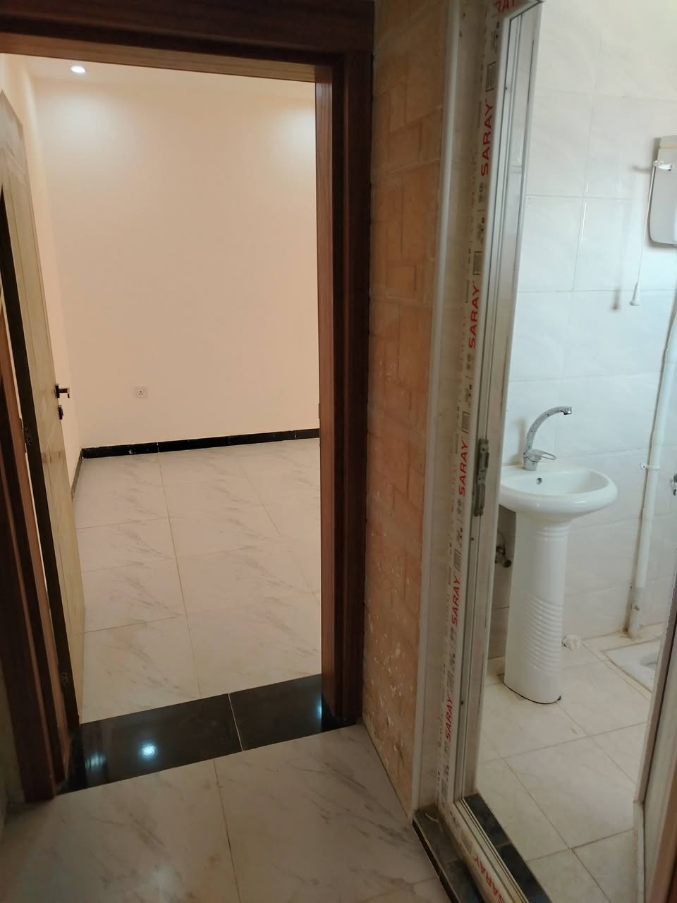 تم تنزيل
بيع مستعجل
بيت للبيع  المساحة 300م ركن داخل  مجمع الزهراء
ملاحظه غير محجوز
الاتصال علئ رقم
***********
