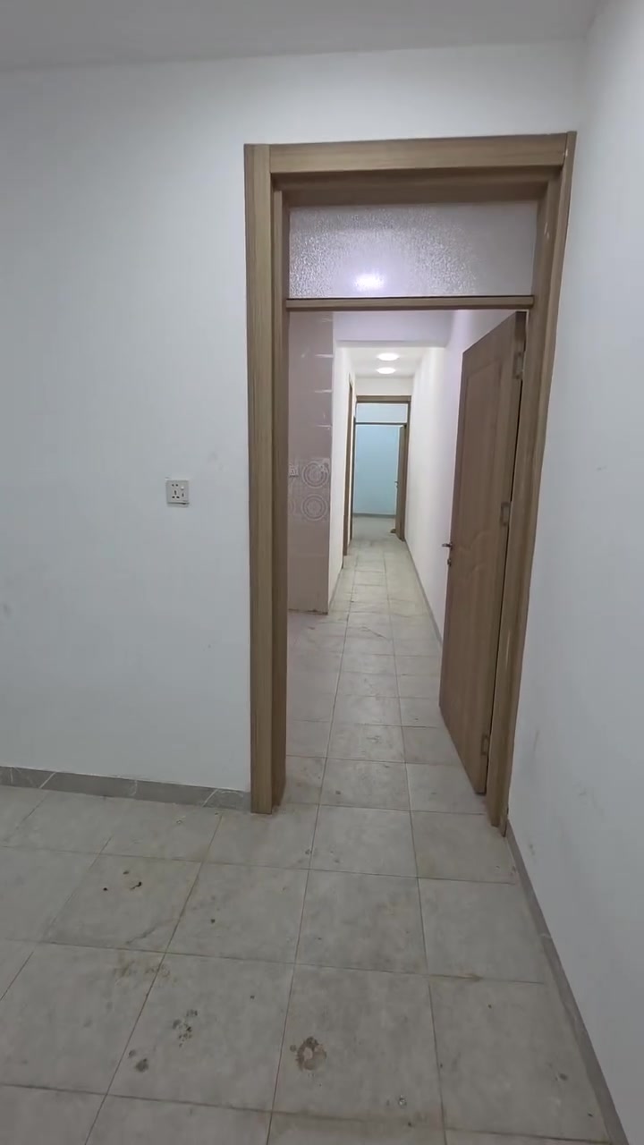 السلام عليكم
♦️شقة للايجار 
غرفتين وصالة 
ومطبخ وصحيات 
طابق ثاني 
📍الموقع : العطيفية محلة 407 

~~~~~~ 
>يوجد لدينا عروض اخرى 
>تعقيب معاملات 
>هدم _بناء _ترميم 
~~~~~~
             مكتب
القمة للأستثمارات العقارية 
العنوان : العطيفية شارع الدامرچي 
'        ☎️        `
***********
***********
