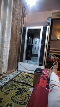 شور حمام • داخل الغرفة