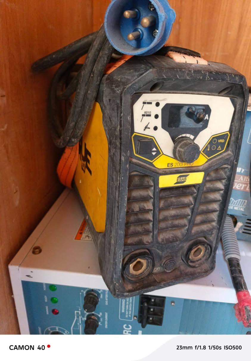 وصول مكائن لحام للبيع 
نوع كوري ونوع ايساب 
للتواصل واتساب:
***********
***********
