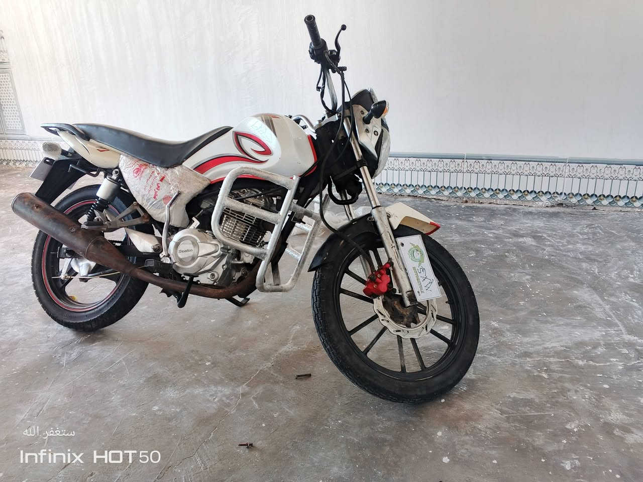 للبيع سنكي موديل 18 محرك شرط لا تنقيص ولا تبخير محرك حلو كهربائيات فول كلها جديد + تانكي جديد لايت زنون جديد بريك ورا جديد+ بريك جدام يده فج جديد+ دبلات كلها شغاله سعر600 بي مجال مو شراي لا يتصل يضل يعامل ***********
