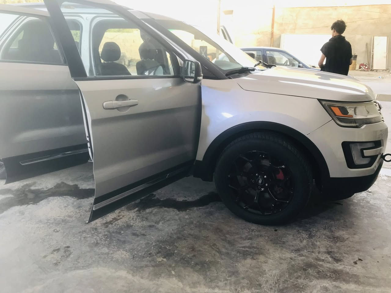 اكسبلورر 2017 بارد بخشم البنيد لاصبع ولا ايرباك محرك 3500 سبعة راكب رقم دهوك بسمي سيارة نظيفة حيل 180 ورقة بيها مجال قليل ماشية 160 الف ميل مكان بغداد

***********
