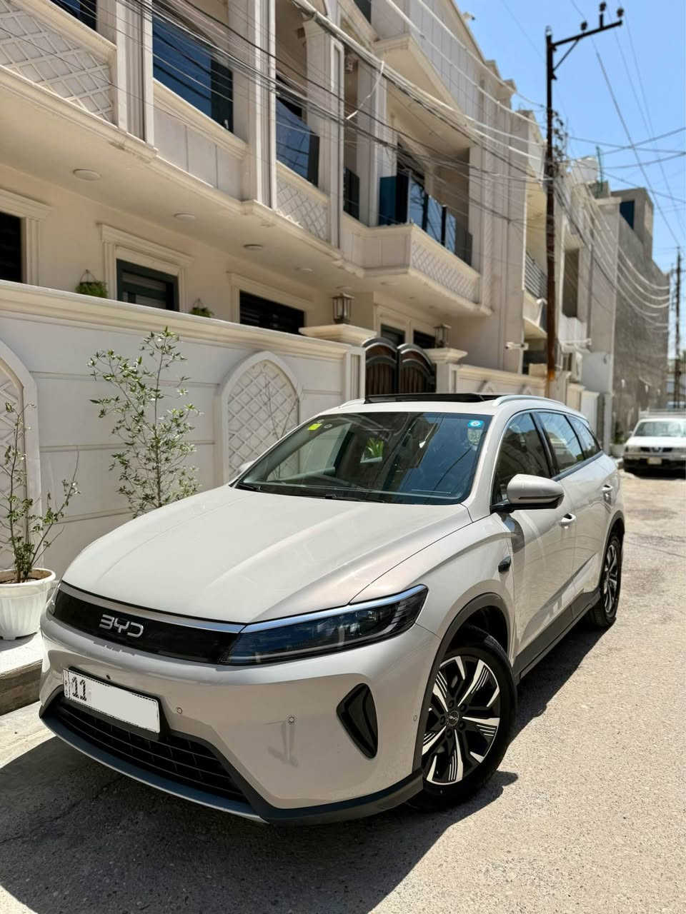 للبيع BYD Sealion 5 لون اسمنتي سموك 2025
فول مواصفات ١٣ كاميرا
بانوراما فتحة
وتفويله تمشي 1500km
كشنات جلد وكهرباء وداخل دشبول لد متغير 
شاشة كبيرة محدثة جيل خامس تحكم كامل من الشاشة
رادارات ٣٦٠ درجة. + 
قيادة ذاتية.  
اوتوبارك تطبك وحدهه 
شفتات 
ويل كب كروم 

صندوق ماطور. داشكام بلادي تسجيل. سيارة فول للاخير
كاعيات حوضيه. بلادي

السيارة ماشيه ١١ الف على المحرك فقط 
والكلي ٢٠ الف 

رقم جديد بغداد بأسمي تحويل مباشر 

السعر ٢٧,٢٥٠
الاتصال على الرقم 
 *********** يوجد واتساب

العنوان بغداد الدورة شارع ٦٠ بغداد, العراق
