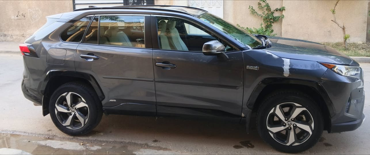 للليع
راف 4  2021 برايم 
بلكن هايبرد
لون فيلي 
رادار مع حساسات بالمراة الجانبية
ويل كب 
3انظمة للتشغيل ( محرك ، هايبرد ، كهرباء ) 
انارة زنون 
كشنات قماش 
محرك 2500
4 سلندر 
هوك سحب من اصل السيارة
4 مودات قيادة 
كروس سرعة 
رادار توقف 
مانع انلاق 
نقطة الزاوية العمياء 
تبريد قطعتين امامي خلفي
مقعد السائق كهرباء
نظام المنحدرات 
كار بلي على كيبل الموبايل 
تبديل بنيد ودعامية الامامية 
للاستفسار الاتصال على الرقم ***********
