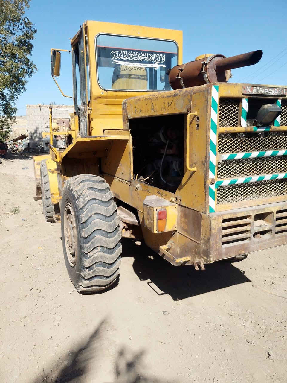 شفل البيع جاهز العمل حجم 70 محرك كير  شرط موديل 81 ***********
