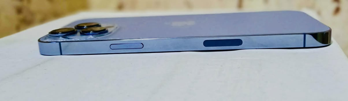 السلام عليكم مكان بابل القاسم ***********
ايفون 13برو ماكس ذاكره (512)بطاريه (83)بلاديه بلغديه تنسه شحنه جهاز فقط بي فطور بضهر ومبدل زجاجه (كلاسه)
سعر خاص ✅ 
جهاز مال جناي الله يشهد مفول من كلشي
