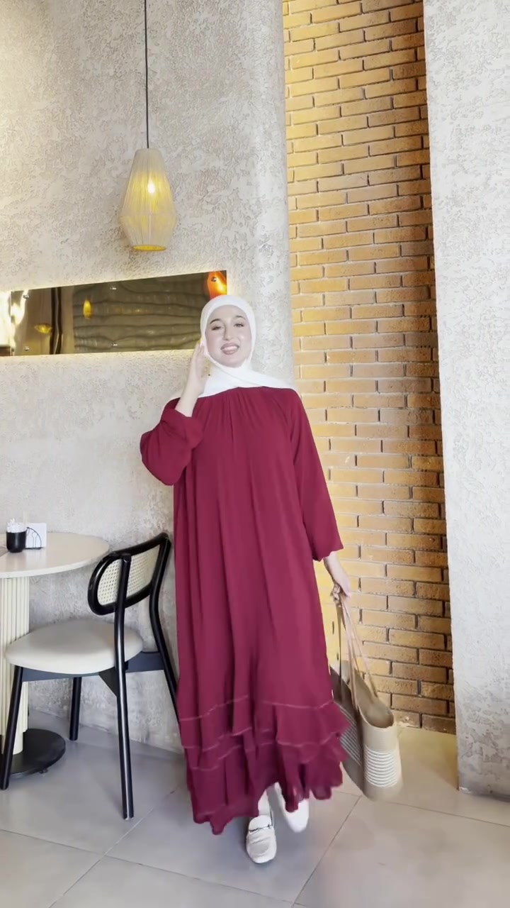 Arram Brand ✨️
فستان شيفون مبطن 
اجمل وارقى الموديلات هاذه الموسم 
متوفر ب 4 الوان
طول 140 سم
متوفر توصيل 
***********
***********
