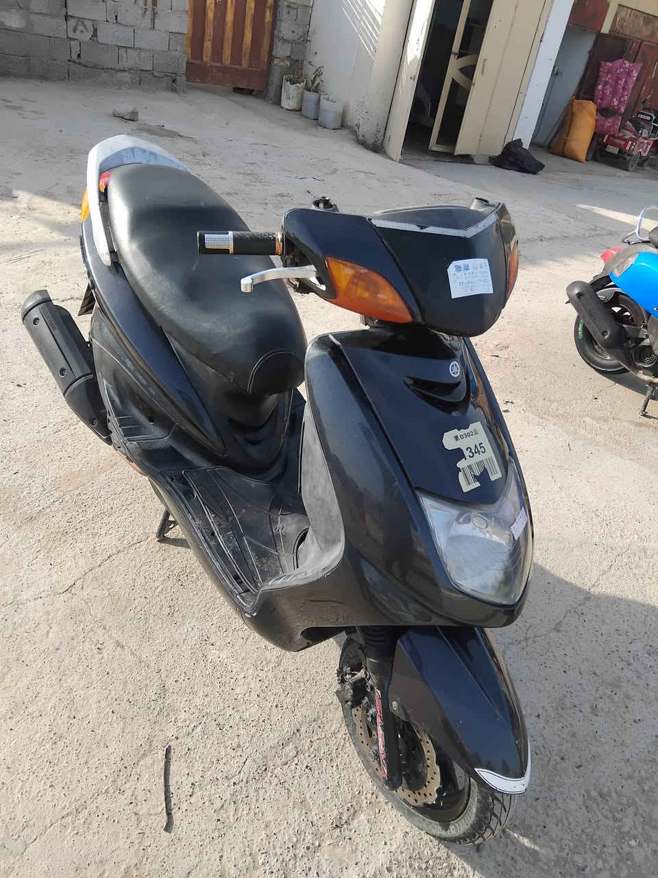 السلام عليكم سكنس ياباني للبيع مكينة بلادية مامفتوحة دراجة كلهة بلاد العنوان بعقوبة حي المعلمين للاستفسار على الرقم ***********
