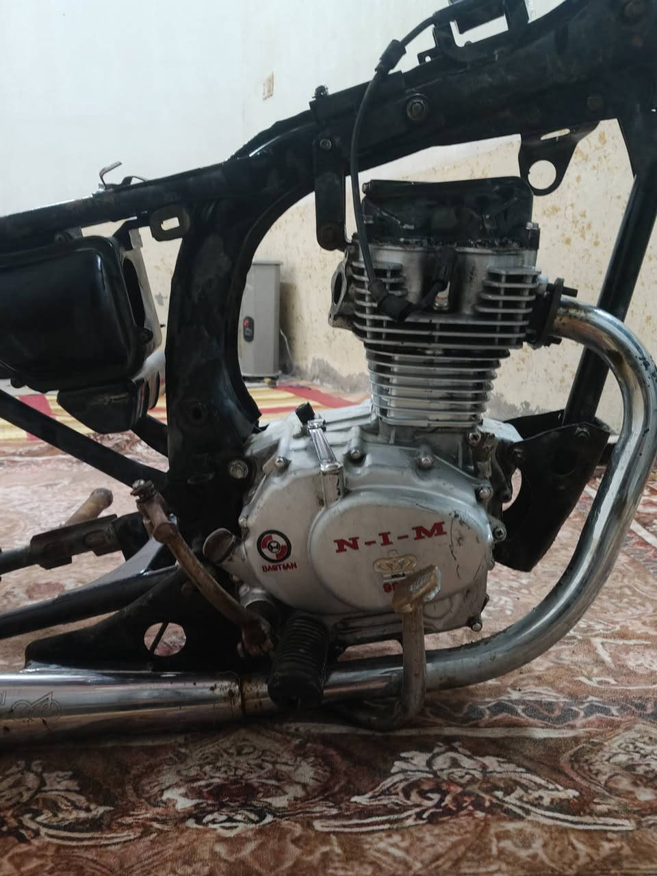 شاصي لبيع اهوو ويه محرك تريد بدون محرك مكينه شغاله كامل تخبل او شاصي مكفوال


**إذا كنت صاحب هذا الإعلان وتريد حذفه لأي سبب، رجاءا أرسل رسالة إلى الدعم الفني**