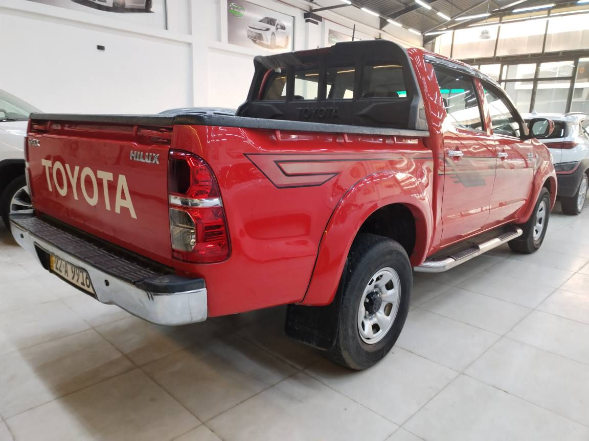 السلام عليكم
من رخصت الادمن

هايلوكس موديل 2011

شركة سيد نهرو

حجم 2700

4×4 فور ويل

السعر 176 وبيها مجال

بلا صبغ بلا دعم بيها مكان بارد يم ال دعاميه الخلفيه

رقم اربيل شرط الوكاله والتحويل

مكان السياره موصل
مدينة المعارض الجديدة
معرض الآغا للسيارت

للاستفسار اتصل ع أرقام التاليه
***********
*********** موصل, نينوى
