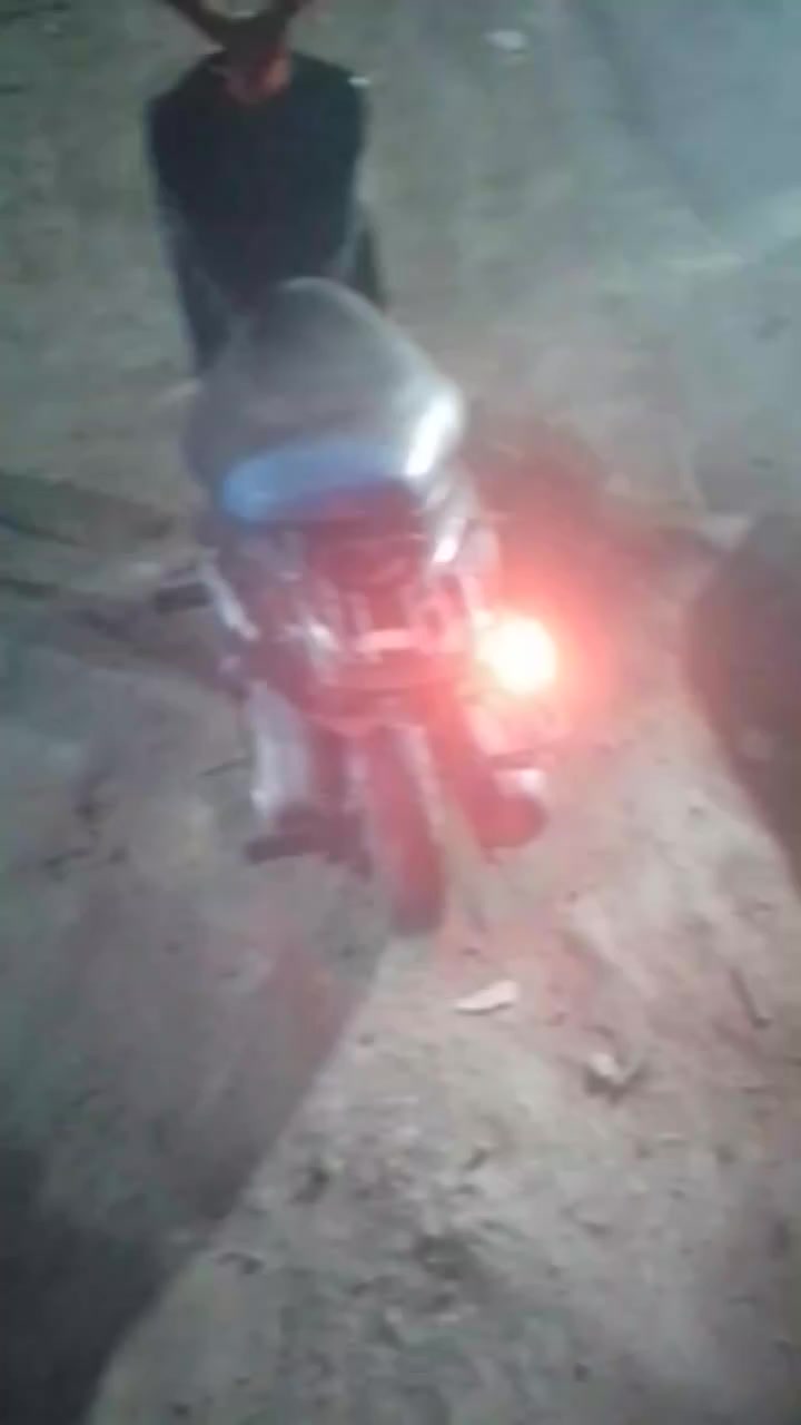 سلام عليكم
دراجه بيجي شغاله بوشه 80 شلغه ومعدل سعر 150


**إذا كنت صاحب هذا الإعلان وتريد حذفه لأي سبب، رجاءا أرسل رسالة إلى الدعم الفني**