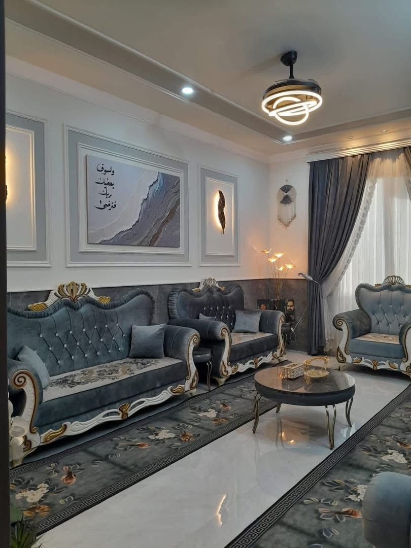 دار للبيع المساحه 200م بيت جديد وحديث منقاصه اي شي بس صبغ الواجهه البناء طابوك يتكون البيت من استقبال وصاله ومطبخ و2غرف نوم و2منور و2حمام فوك وجوه وصحيه خارجيه الموقق حي الأسرى الزاعي شارع سكلة حجي شامل وسط الشارع سند 25 مقبل للتطويب الشارع كامل خدمات مي مجاري كهرباء سحب مولد نت ظوئي الأستفسار هذا الرقم ***********‏ ملاحضه سعر مو يمي خاص ماجاوب اتصلو ع رقم
