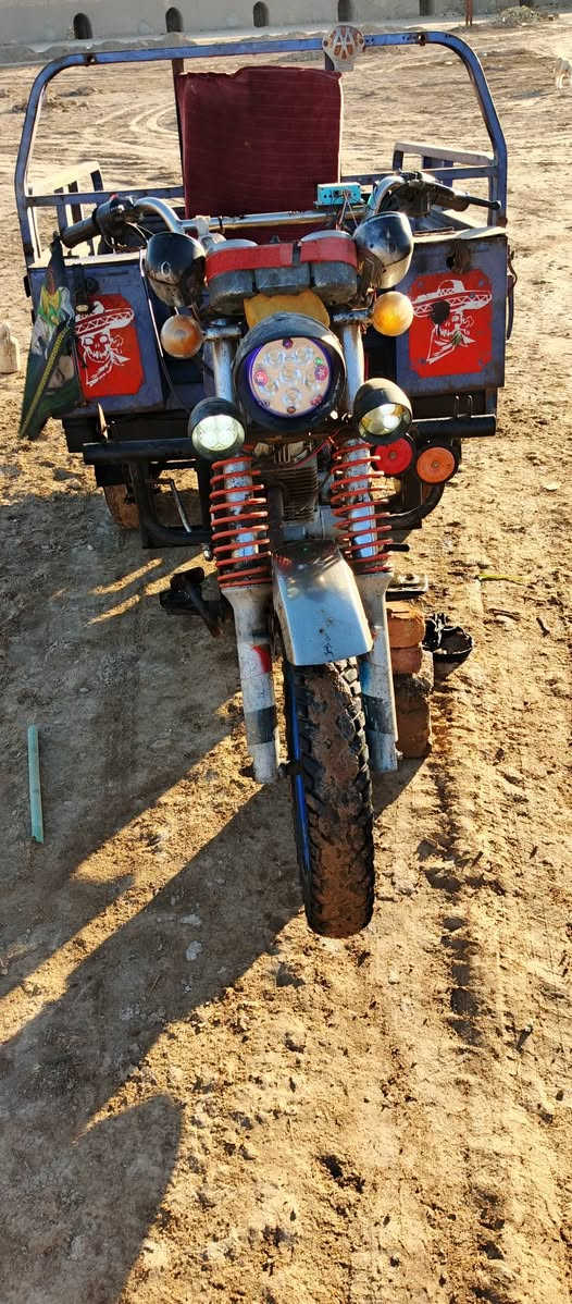 من رخضت صاحب اكروب ستوته للبيع موديل 14 رقم وسنويه سعرهه 1500 وبيهه مجال ***********
