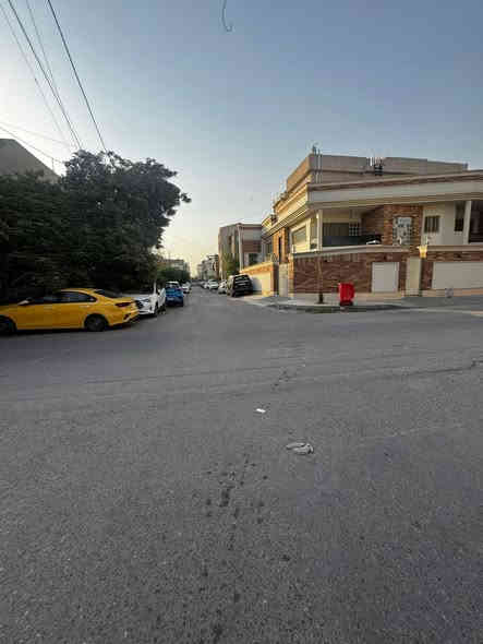 #أعـلان_أيـجـار 

دار لـلأيـجـار #الـكـرادة ، مـسـاحـة 300 مـتـر   

 📍الـعـنـوان : الكـرادة هويدي قرب شارع العطار 

 يحتوي على 4 غرف وحمامات و صـالات و  مـطـبـخ و كـراج                

◾نقدم لك خدمات عقارية متكاملة  :

▪️نجد لك عقار يلبي كل احتياجاتك .
▪️نأجر عقارك باسرع وقت ممكن .
▪️نقدم لك موقع عقاري متكامل ( إيجارات الكرادة ) .

◾تابع صفحاتنا لتصلك كل عروضنا الجديدة .

✨ اختار الصح .. وخليك ويا #إيجارات_الكرادة ✨ 

◾للطلب و الاستفسار تواصلو معنا عبر الارقام الاتية :

⬅️ *********** يوجد واتس 📞  مهندس أسامة 
⬅️  ***********  يوجد واتس 📞  مهندس عمر 

#عقارات_بغداد #عقارات_الجادرية #عقارات_المنصور #عقارات_اليرموك #عقارات_الكرادة #عقارات_العرصات
#مجمعات_سكنية
