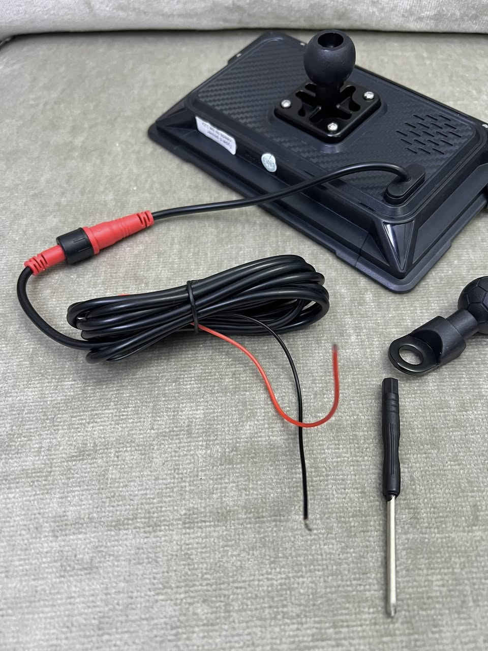 شاشة دراجة 7 انج كامل ملحقات شغالة ضد المي والحرارة تشغيل وصل حار بارد 12 فولت من جوزة الدراجة وهاهية توصيل اكو ستفسار خاص


**إذا كنت صاحب هذا الإعلان وتريد حذفه لأي سبب، رجاءا أرسل رسالة إلى الدعم الفني**