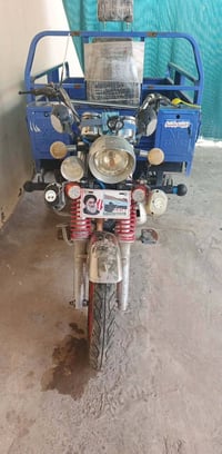 موتوسيكل • موديل ٢٣ • للبيع