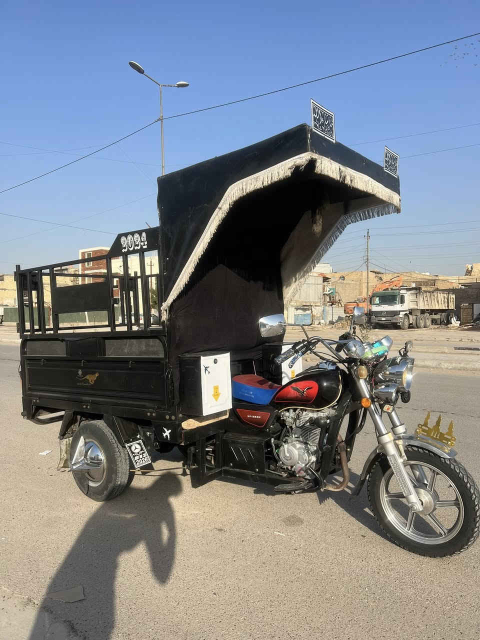 السلام عليكم موديل 25 كفاله عامه أوراق كامله متعوب عليها كلش تخم تاير جديد دبل ابو لختم كفاله عامه محرك برغي مامفتوح السعر 1950 مكاني بغداد حي lلعلام ***********
