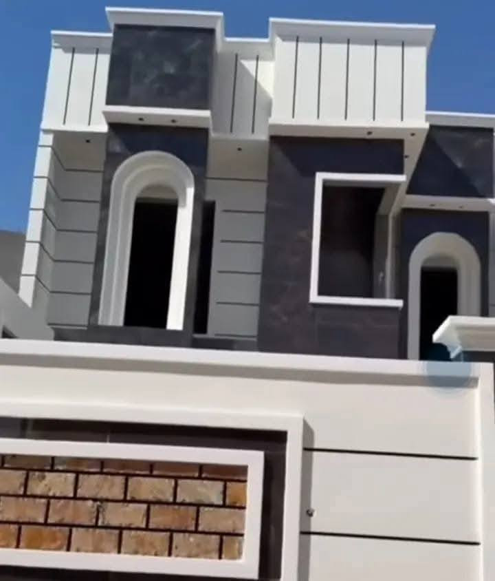 معنا نحو الافضل⁉️
تنفيذ واجهة منزل حديث من عدة زوايا جانبيه 🪟 مفتوحه لابراز التفاصيل المعماريه الجماليه تناغم المواد والألوان لنقدم لكم رويئه متكامله تليق بك منازل للبيع مكونه من طابقين البناء درجه اولى تصميم وتنفيذ واشراف  مهندس 👷
#الموقع ⛔ مرغوب قريب على السياحي الداخلي لابو الخصيب 🪩
#تبعد المنازل  عن التبليط السياحي   بمسافه حوالى↩️ 200م أما الشارع المطل ع المنازل                   عرضه 🔝 10امتار
⬅️⬅️علما أن 🌐الموقع مزود بكافه الخدمات ماء متوفر ع مدار 24ساعه مالح و حلو وكهرباء وشارع مبلط يوصلك الهن واضيف  إلى ذلك متوفر سوق كامل براس الشارع قريب عليك تكدر تلبي احتياجاتك كله ✅
❇️تفاصيل كل منزل 
ديوان -صاله- مطبخ -حمامات- كراج 
6غرف منام موزعه ع الطابقين 
الطابق الاول بي 2غرف أما الطابق الثاني بي 4غرف منزوده بنظام سويت 
جنس العقار طابو عراقي سند 
❇️السعر 225 وقابل للتفاوض مع المشتري 
✳️نوع البناء بلوك 
❇️المساحه 240م 
❇️العنوان ابو الخصيب منطقه البهادريه جهة الشط شارع الكطه 
❇️للاستفسار يرجى التواصل معنا عبر الهاتف ع الرقم التالي 
***********
متوفر واتساب ايضا 📲
