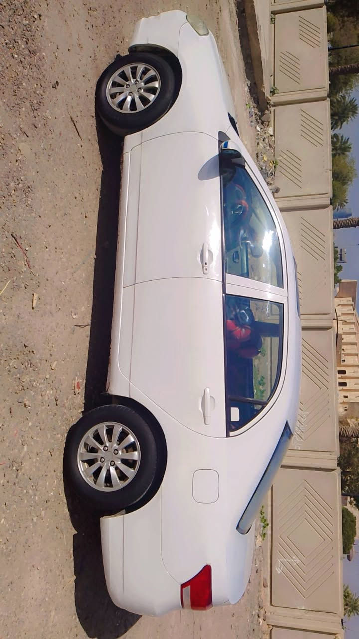 السلام عليكم BYD G3 كير عادي صدر امامي خلفي جديد مشط استيرن جديد وباقي التفاصيل مذكوره بلفديو رقم بغداد مكاني الدوره ***********
