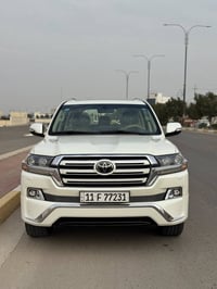 لاندكروز • ٢٠١٨ • ١٢٣ الف