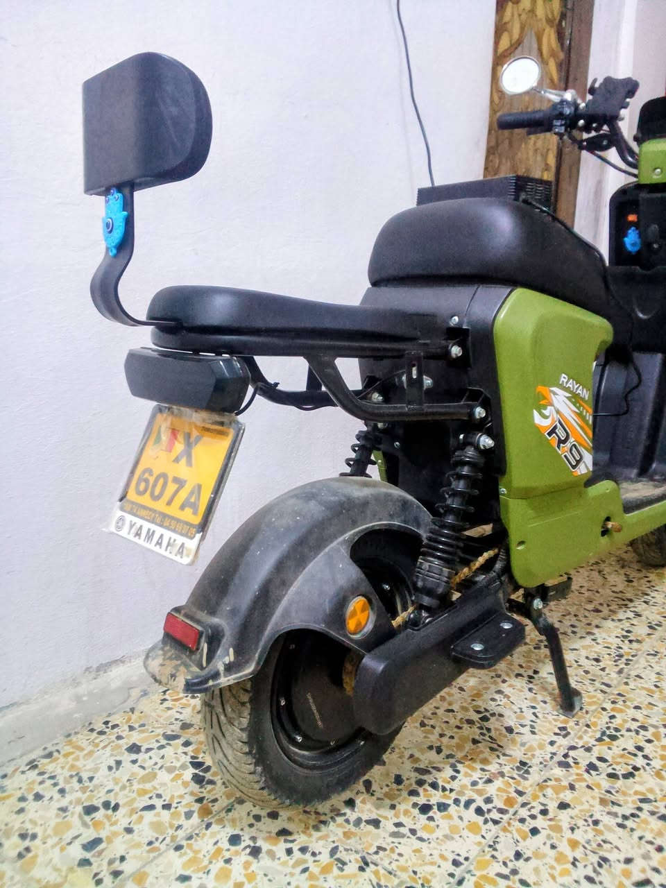 سلام عليكم دراجه شحن ار9 ريان خمس بطاريات كلشي شغال بل دراجه ايجي وياه اسويج وكارت وبصمه 
مكاني ناصريه قظاء الفجر.السعر 620


**إذا كنت صاحب هذا الإعلان وتريد حذفه لأي سبب، رجاءا أرسل رسالة إلى الدعم الفني**