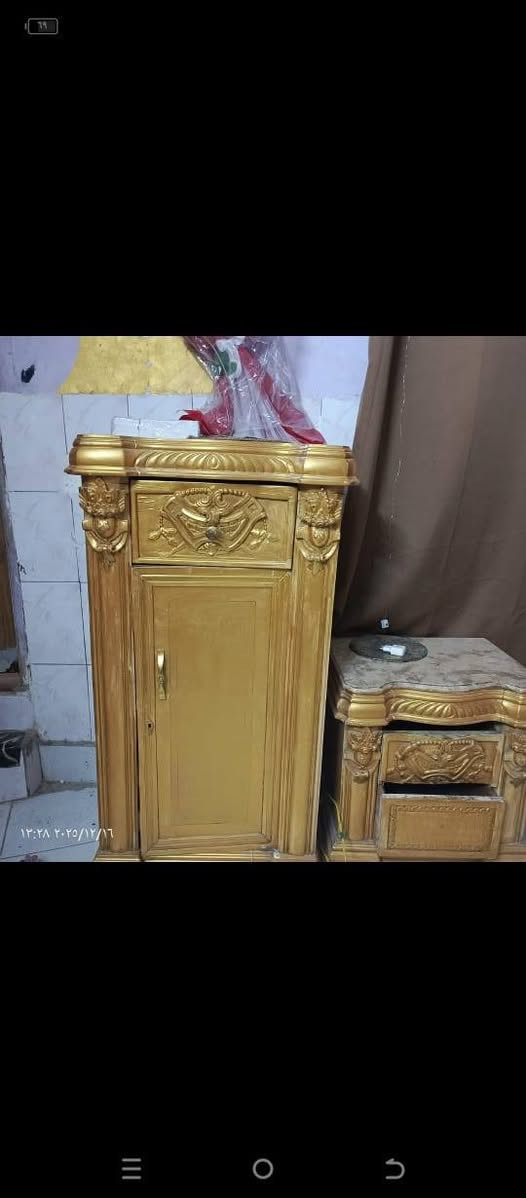 غرفه مصريه مستعمله غرفه كاملهمن كل النواحي بالاضافه الى دوشك تركي جديد 
______________________
السعر 600 بيه مجال
______________________ 
الهاتف: ***********
