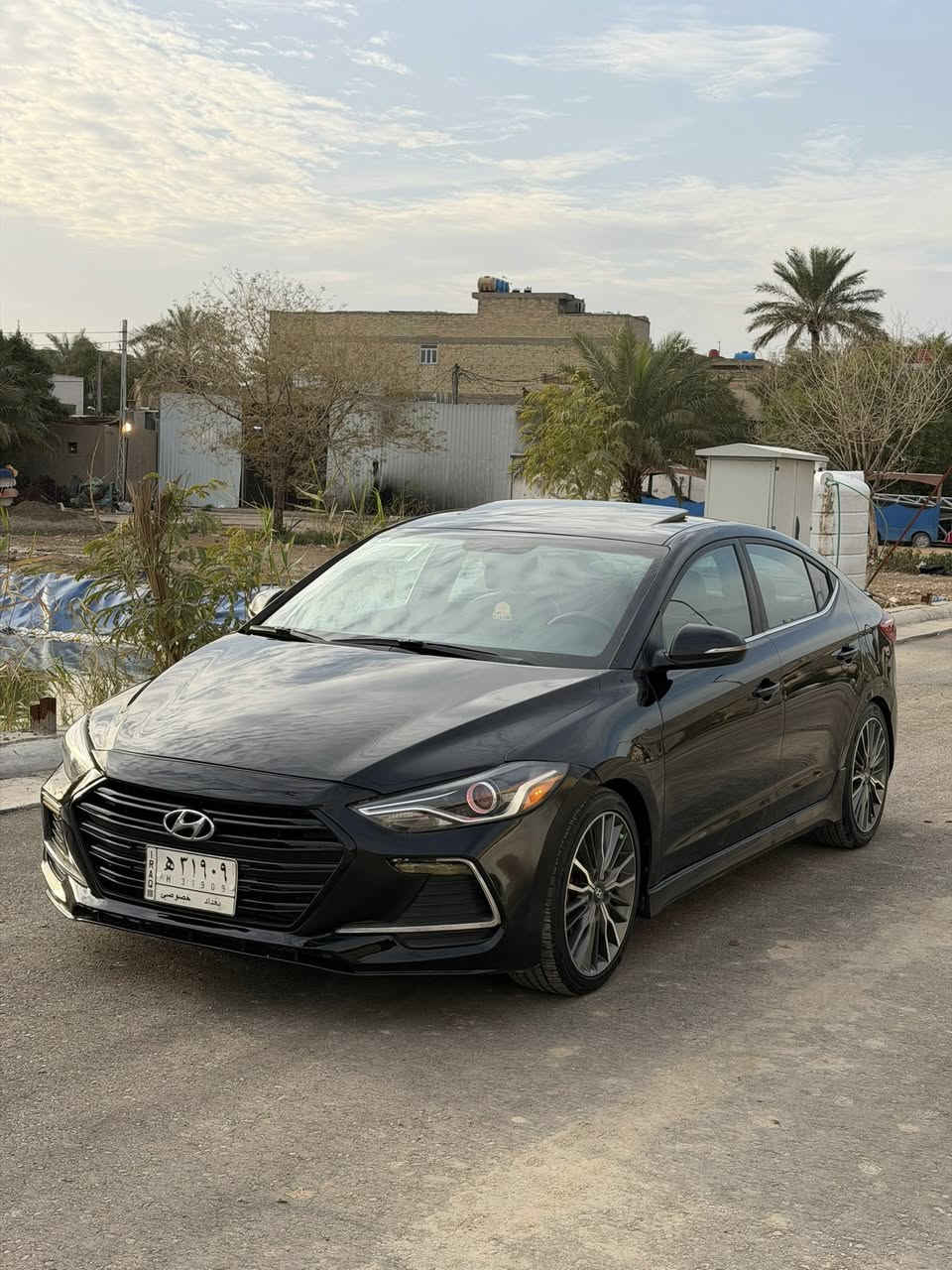 السلام عليكم النترا موديل 2018 سبورت Vip معروضه 117 وبيه مجال بسيط بلخير على ياخذه  رقم بغداد تحويل مباشر مكينه غير مفتوحه كير كذالك غير مفتوح  تبريد ثلج صدر امامي خلفي جديد تخم تاير جديد. سياره جاهزه كل نقص مابيه مواصفات سياره فول 1/1 شنو مواصفات لبالك بيه بصمة تشغيل + تشغيل عن بعد سلايت روف ستيرن رياضي + ستيرن كهرباء تدفى تبريد بلستيرن شفتات ستيرن كيجات.  رياضي كزوز سرعه مبرمجه سياره رادرات اماميه + جوانب حساسات خلفيه كشنات جلد + تدفى تبريد بلكراسي شاشه كبير ام الخرائط اشاير بلمري ويل رياضي   بعد بيه هواي مواصفات  (((( حادث سياره بسيط جاملغ امامي + بنيد صبغ وبلعراق بيه صبغ ربع جاملغ خلفي بدون ايرباك صور حادث مرفوقه ويه المنشور ))))  مكان سياره بغداد الاستفسار *********** خاص مغلق شراي يتصل يالله
